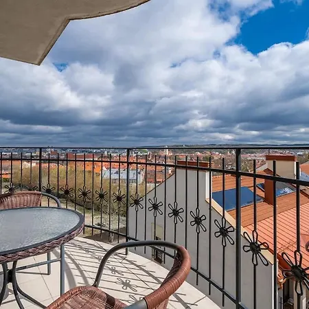 Domillion 2bdr Old Town W Views Parking A127 Apartment Vilnius