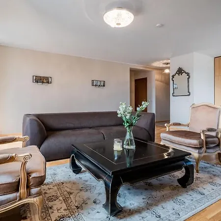 Domillion 2bdr Old Town W Views Parking A127 Vilnius