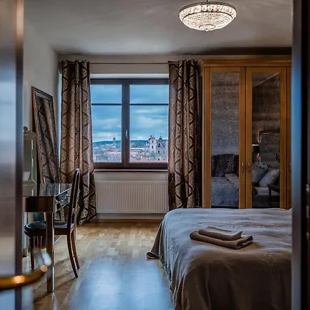 Domillion 2bdr Old Town W Views Parking A127 * וילנה